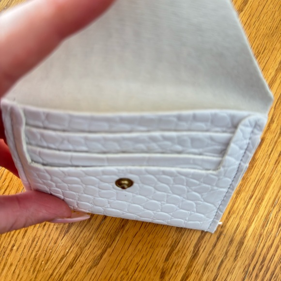 Card holder - Picture 3 of 3